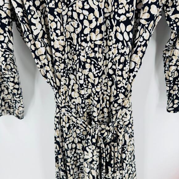 Lane Bryant Black White Floral Wrap Maxi Dress Women’s Plus Size 18/20 - Picture 4 of 9